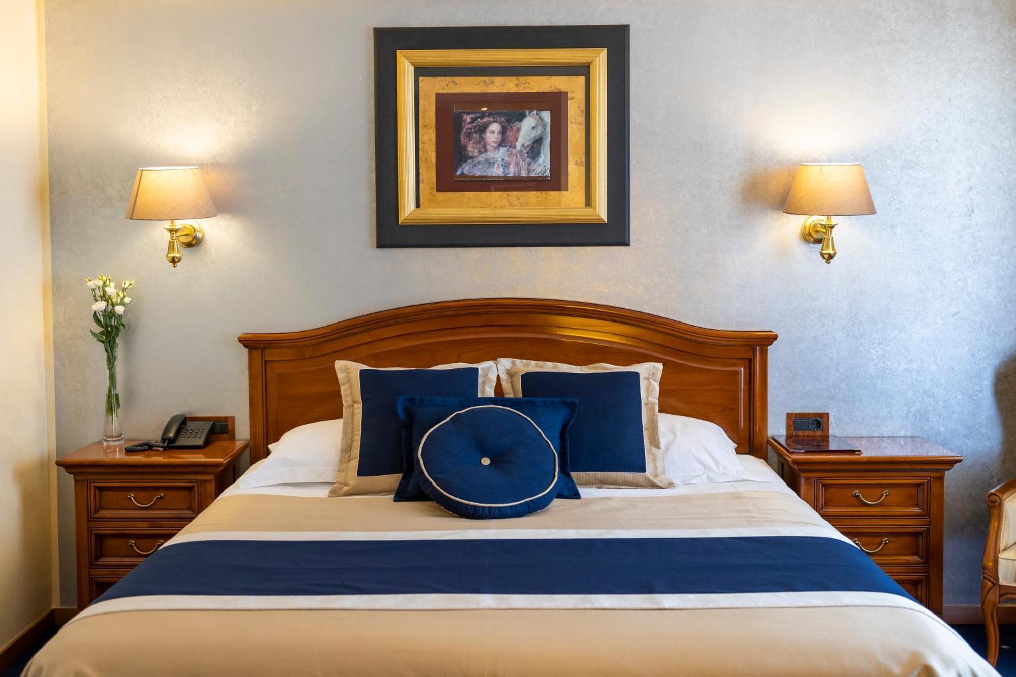 Niko Hotel