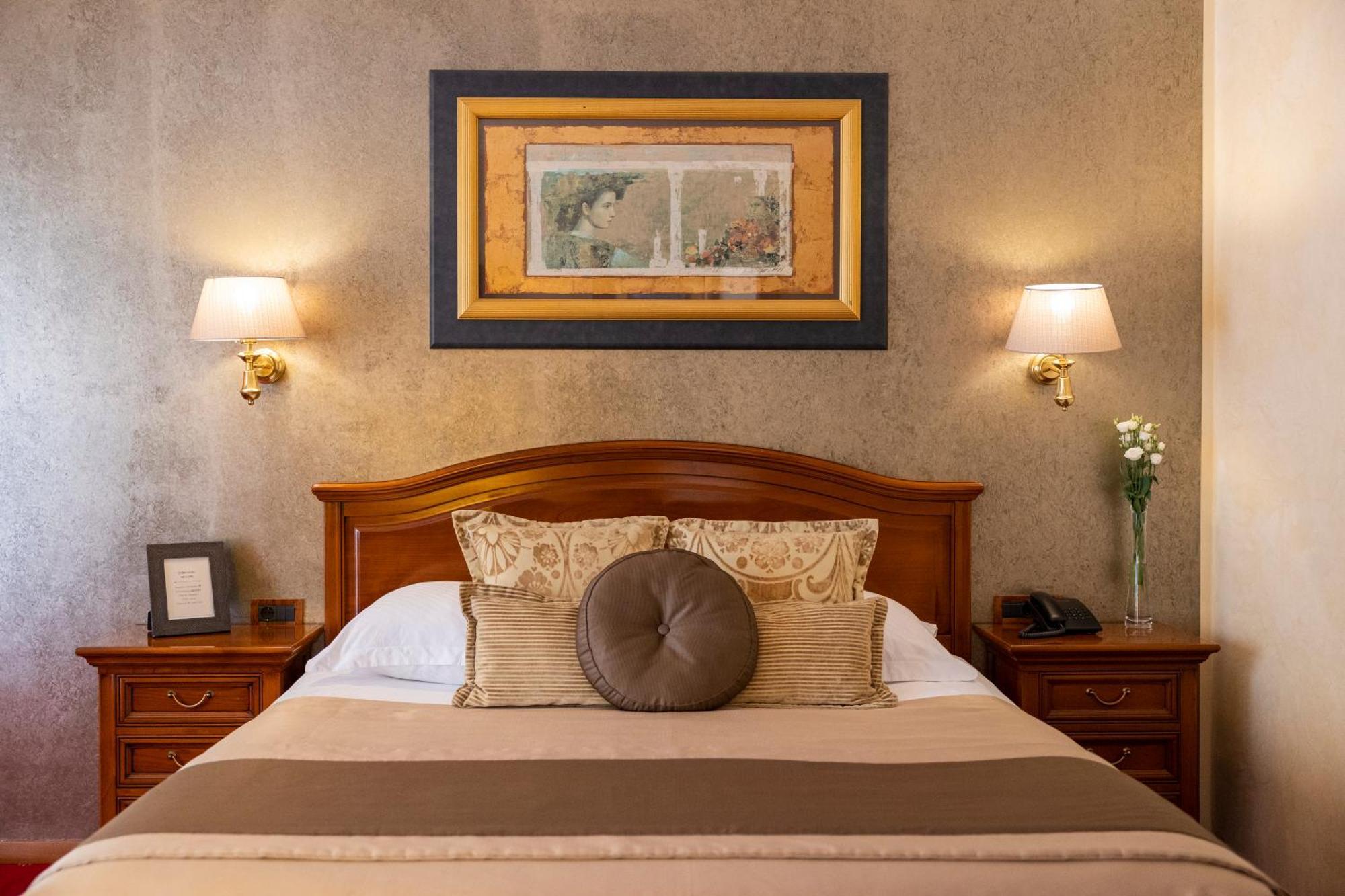 Niko Hotel