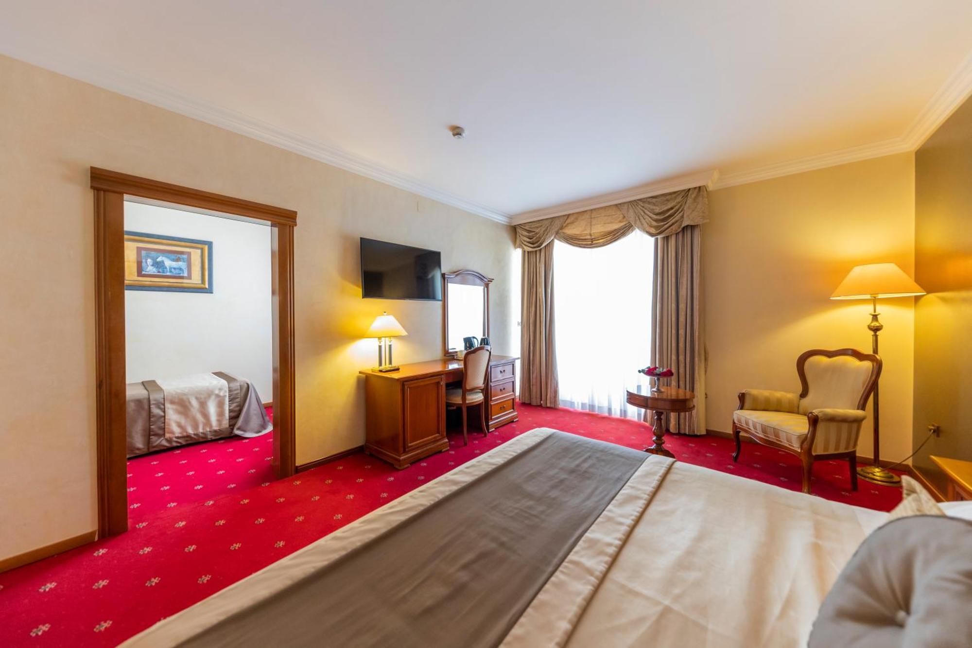 Hotel Niko 4*